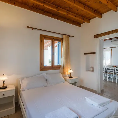 펜션 Maria's Village Two Bedroom House 1 Páros