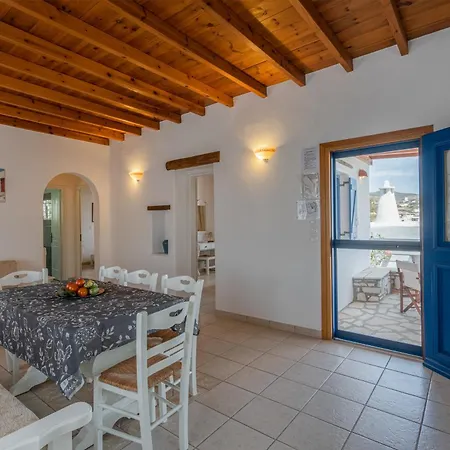 Maria's Village Two Bedroom House 1 別荘