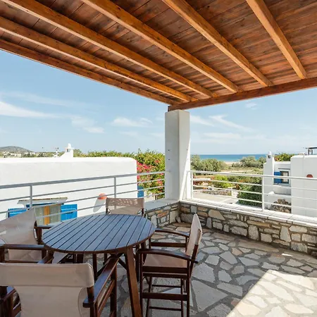 Maria's Village Two Bedroom House 1 パロス島