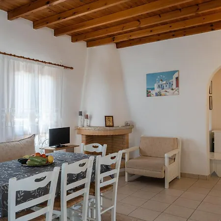 Feriehus Maria's Village Two Bedroom House 1 Alikí
