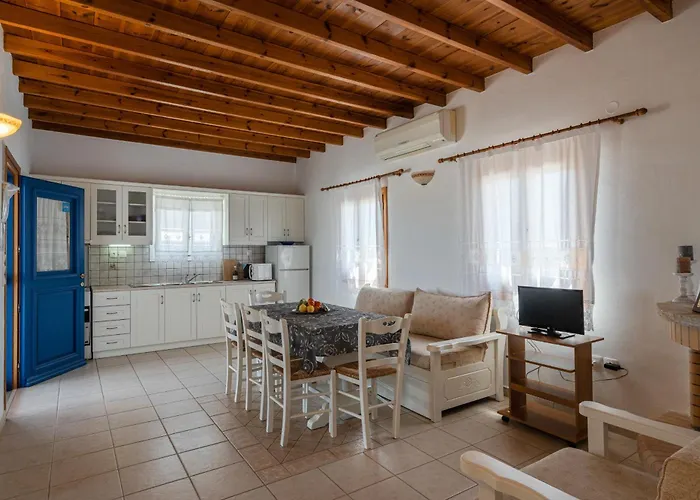 Maria's Village Two Bedroom House 1 باروس