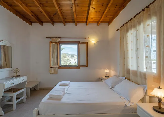 بيت للعطل Maria's Village Two Bedroom House 1