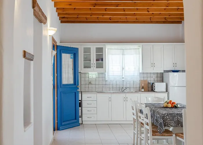 Maria's Village Two Bedroom House 1 باروس